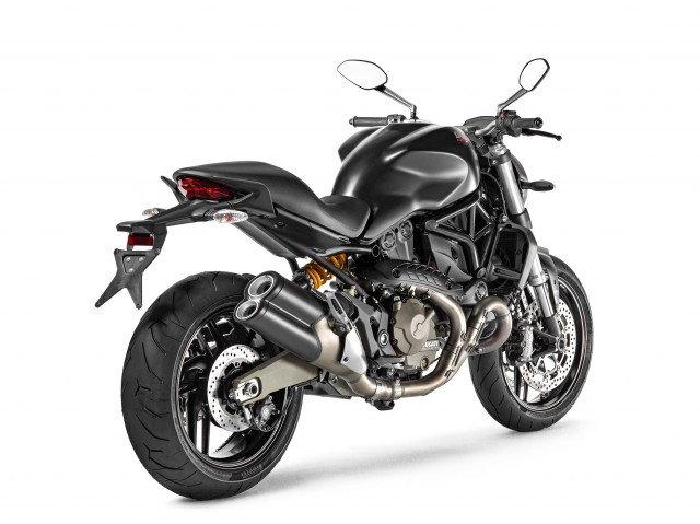 2015-Ducati-Monster-821f
