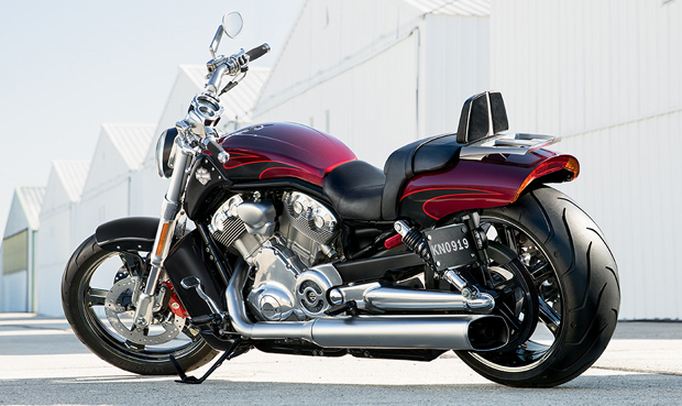O vencedor ganhará uma Harley-Davidson V-Rod Muscle.