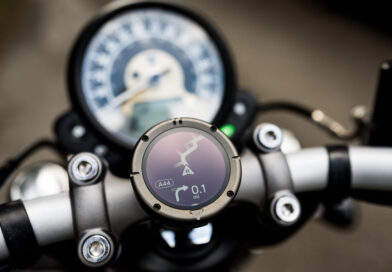 Triumph lança o Beeline: navegador GPS inteligente desenvolvido para motociclistas